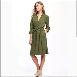 💚Old Navy Button down Army Green Dress💚